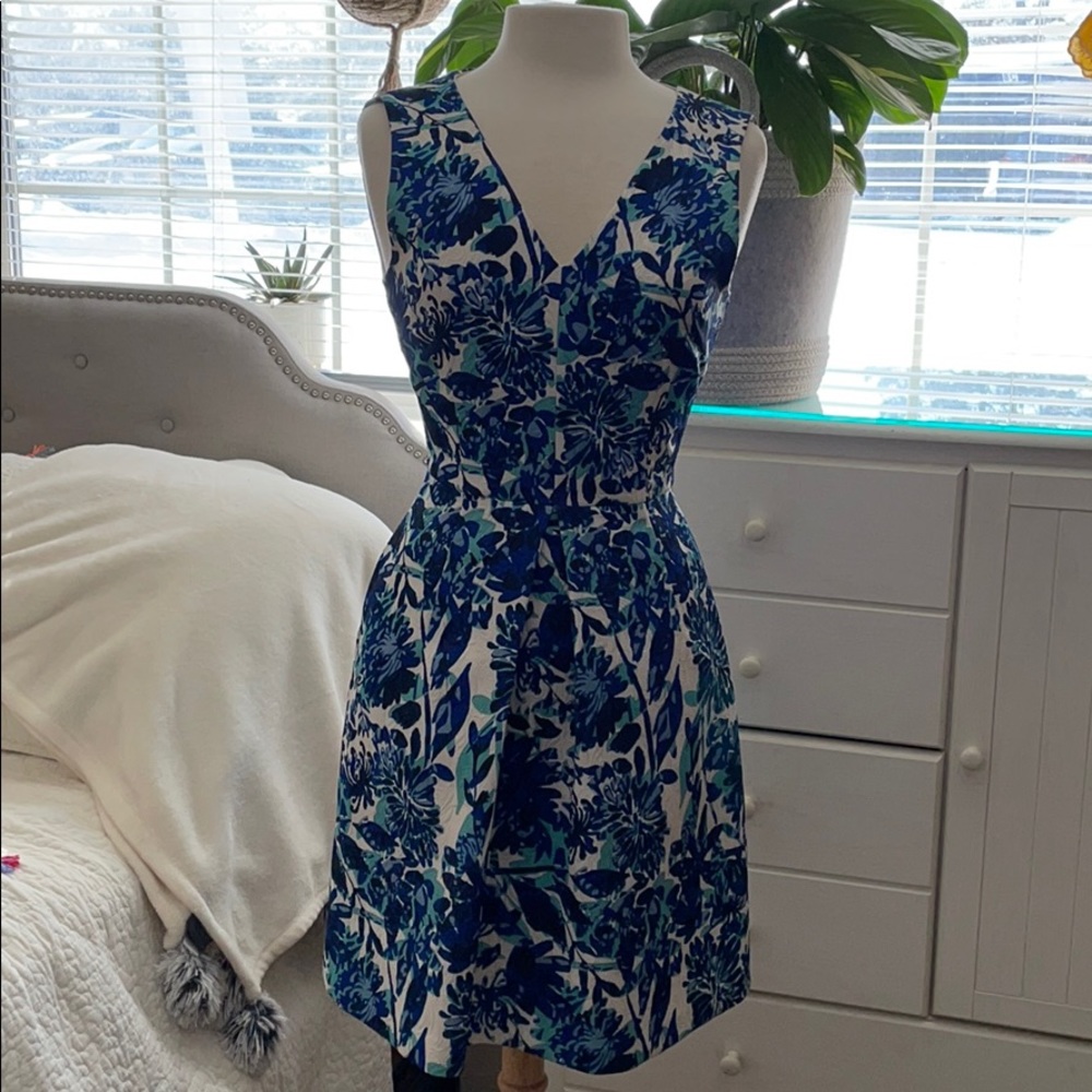 H & M blue floral dress size 6